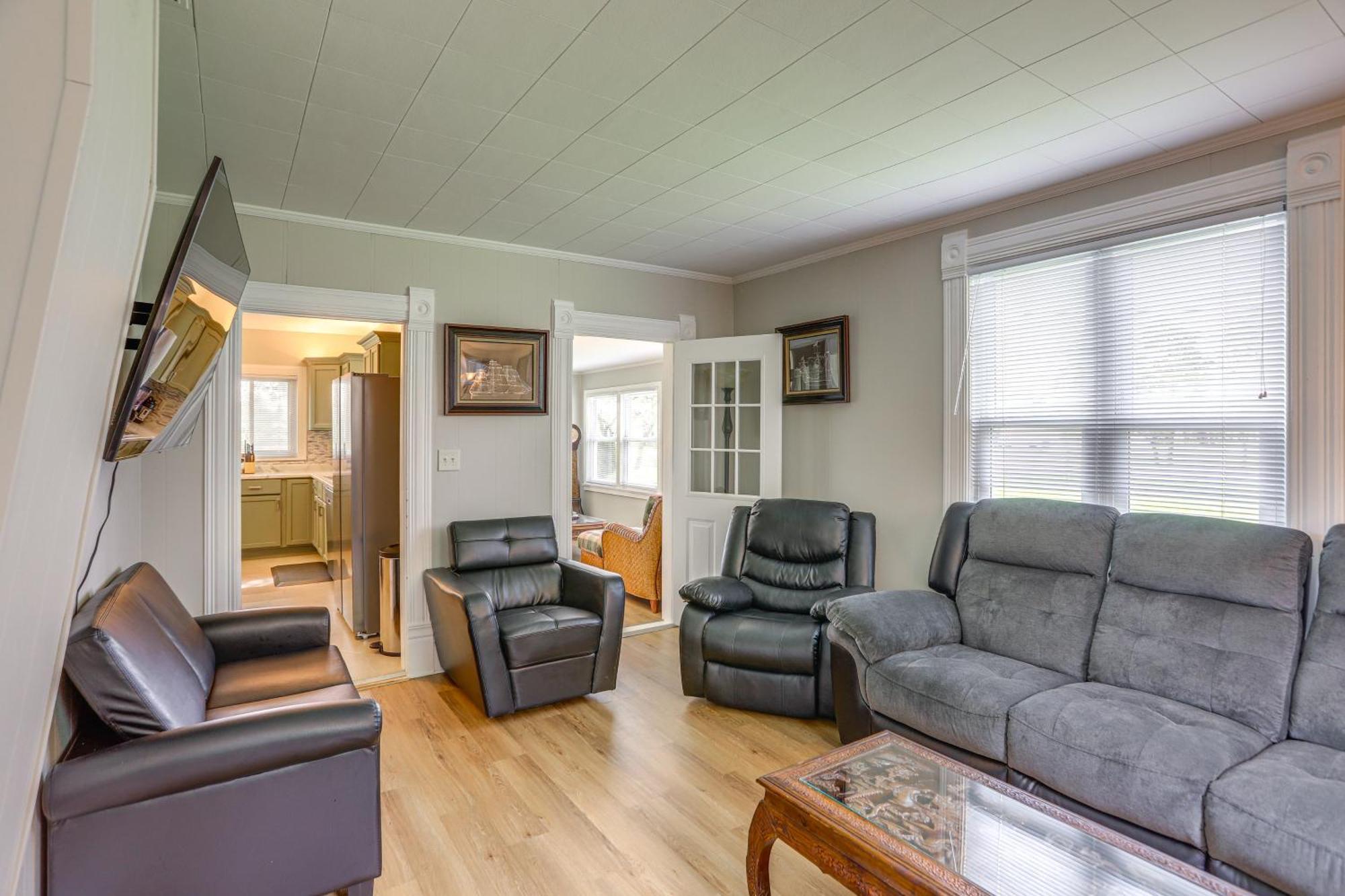 Welcoming Port Clinton Vacation Rental! Ngoại thất bức ảnh